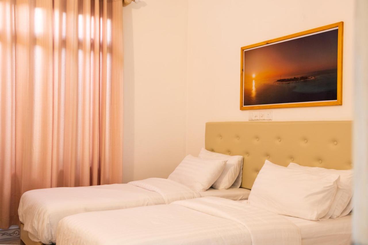 Rushkokaa Beach Villa Фулидхоо Экстерьер фото